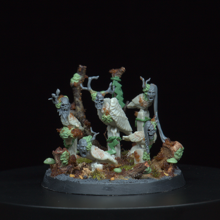 Japanese inspired 'The Weald' Swarm Model, kitbashed and sculpted with green stuff. This model is used as a Gnarl Swarm in the tabletop game 'The Weald'.