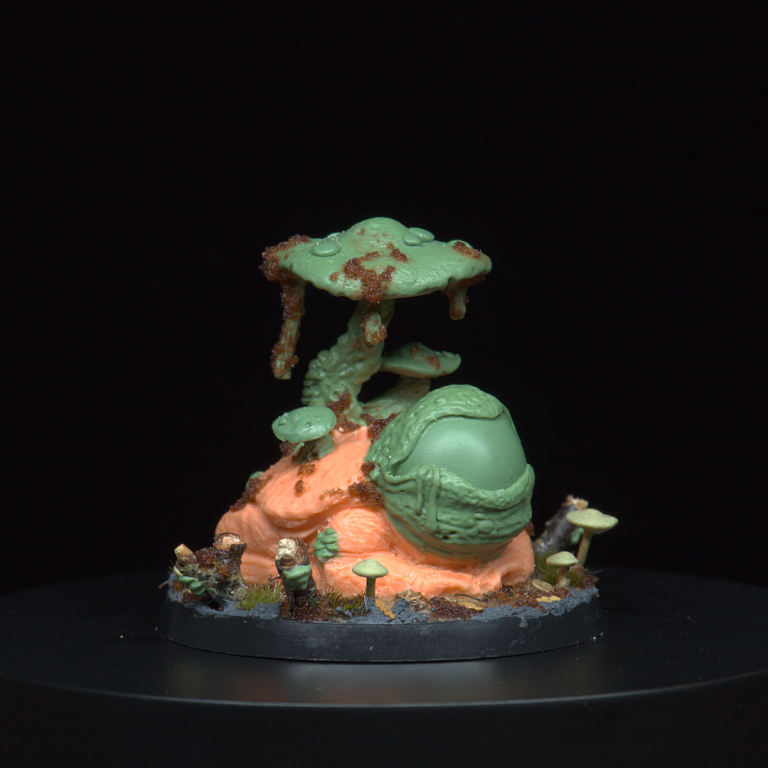 Japanese inspired Eye-Toad 'The Weald' Model, kitbashed and sculpted with green stuff. This model is used as a Gnarl in the tabletop game 'The Weald'.