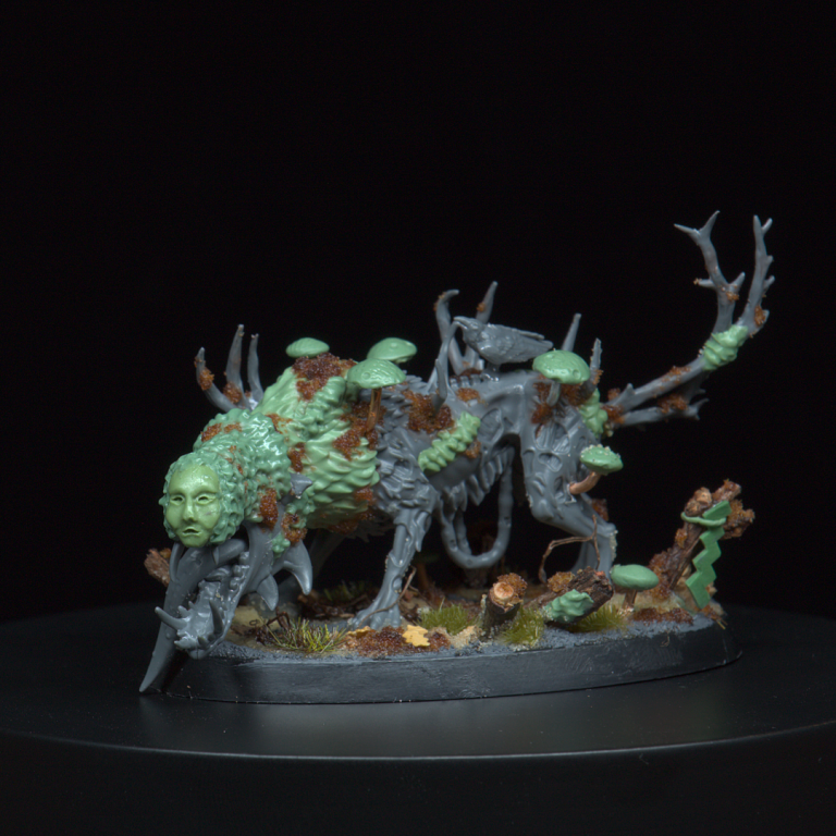 Japanese inspired 'The Weald' Wolf Model, kitbashed and sculpted with green stuff. This model is used as a Gnarl Thrall in the tabletop game 'The Weald'.